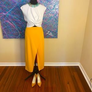 Sunshine yellow skirt 💞🤩 size medium💗